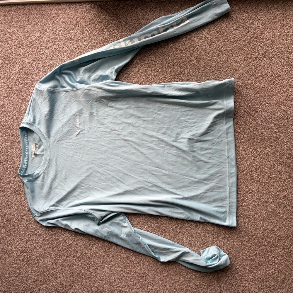 Columbia long sleeve tech shirt size S